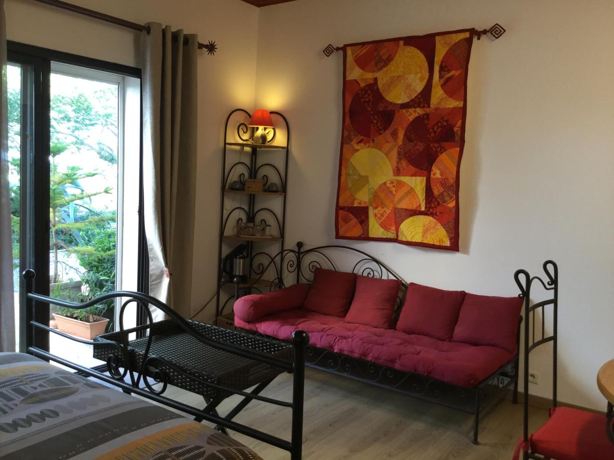Mas Soleil Et Vignes Bed & Breakfast Saint-Hippolyte  Exterior photo